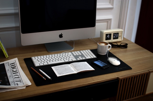 Satechi Desk Mat Mate Petagadget