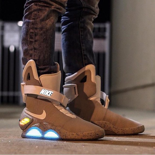 nike air mag back to the future amazon 