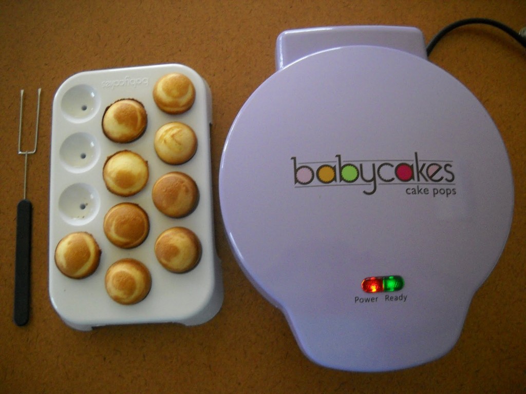 Babycakes Pie Pop Maker