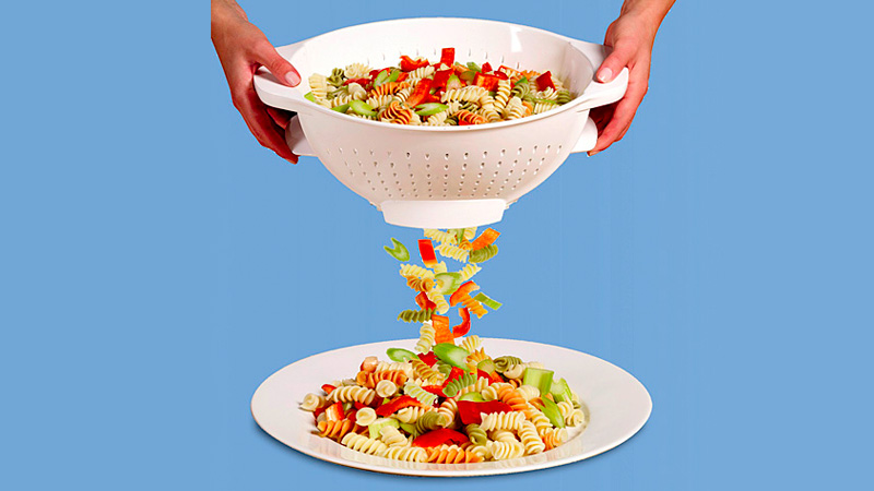 Trap Door Colander