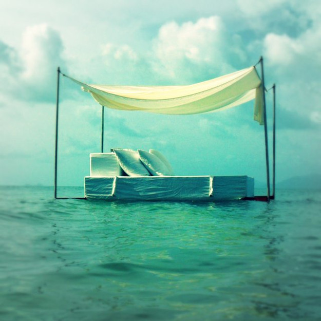 Zanzibar Floating Bed by Ocean Sala