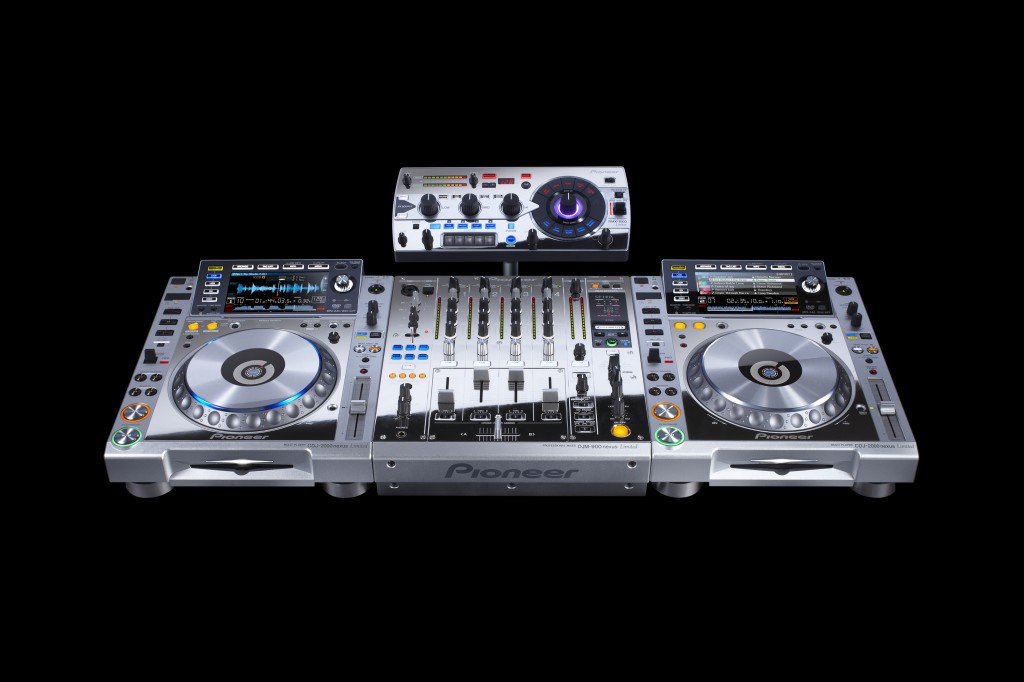 Pioneer CDJ-2000 Pro DJ Multi Player