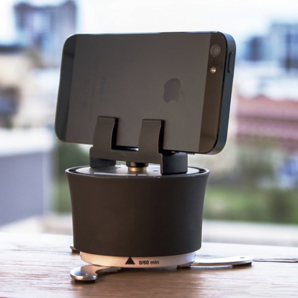 Smartphone Time-Lapse Turntable