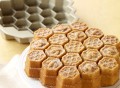 Honeycomb Cake Pan