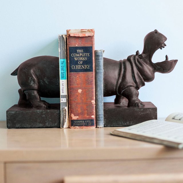 Hippopotamus Bookends