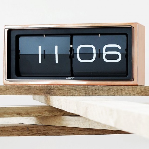 Brick Flip Clock by LEFF