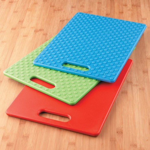 Gripper Cutting Board