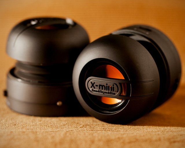 X-Mini II Portable Capsule Speaker