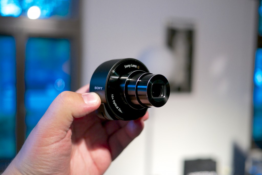 Sony Lens-Style Camera