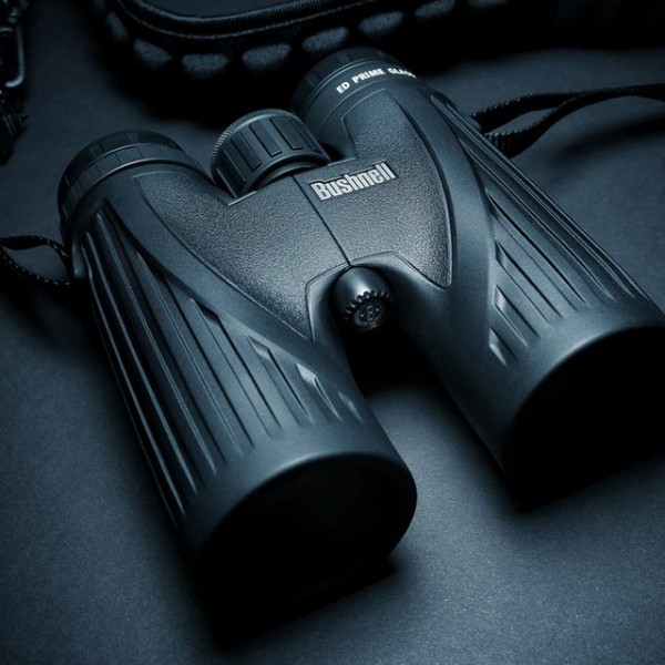 Bushnell Legend Ultra HD Binoculars