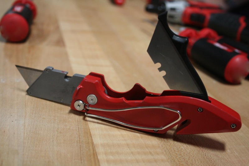 Utility Knife With Storage