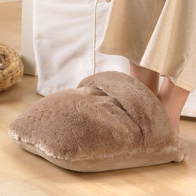 Nap Luxe Massaging Foot Warmer