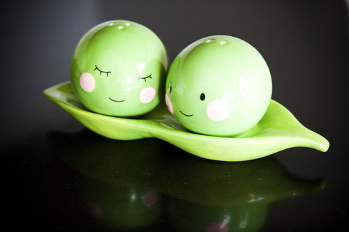 Peas Salt & Pepper Shaker