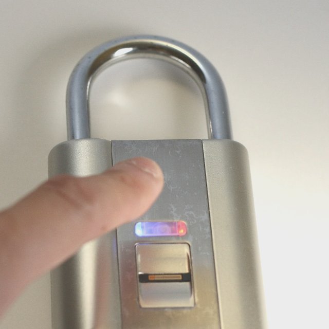 iFingerLock Fingerprint Padlock