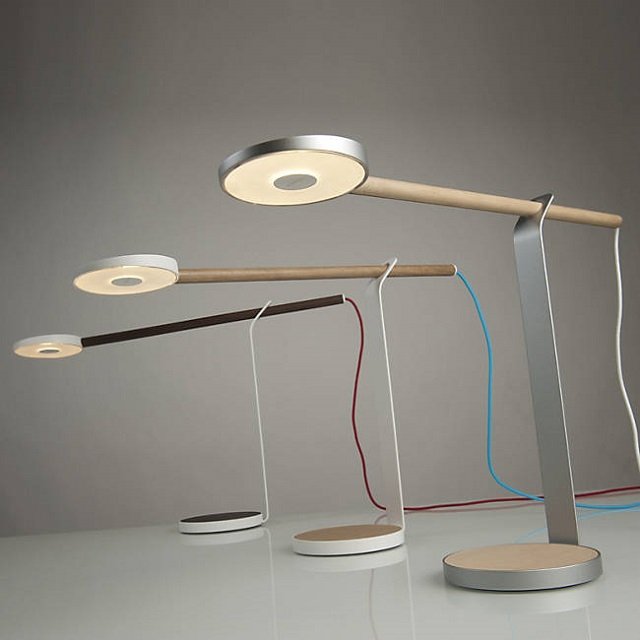 Gravy LED Desk Lamp by Koncept