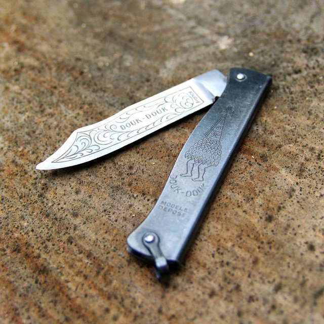 Douk-Douk Knife