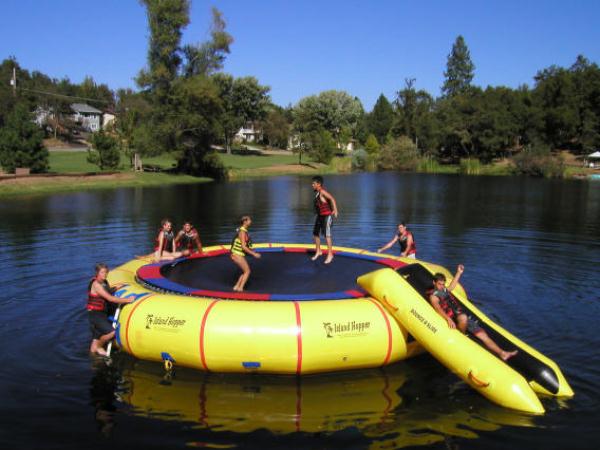 Island Hopper Water Trampoline