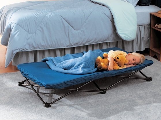 Regalo Portable Kid’s Bed