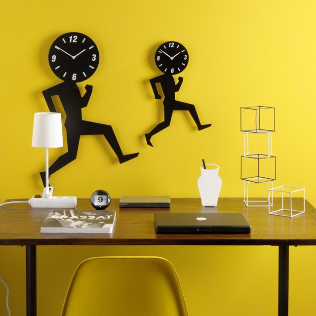 Uomino Wall Clock by Diamanti