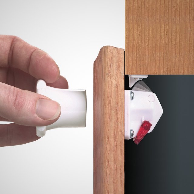 Child-Proof Magnetic Cabinet Locks » Petagadget