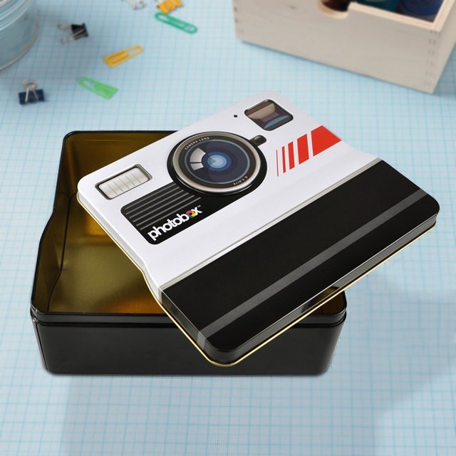Photobox Retro Shaped Camera Tin