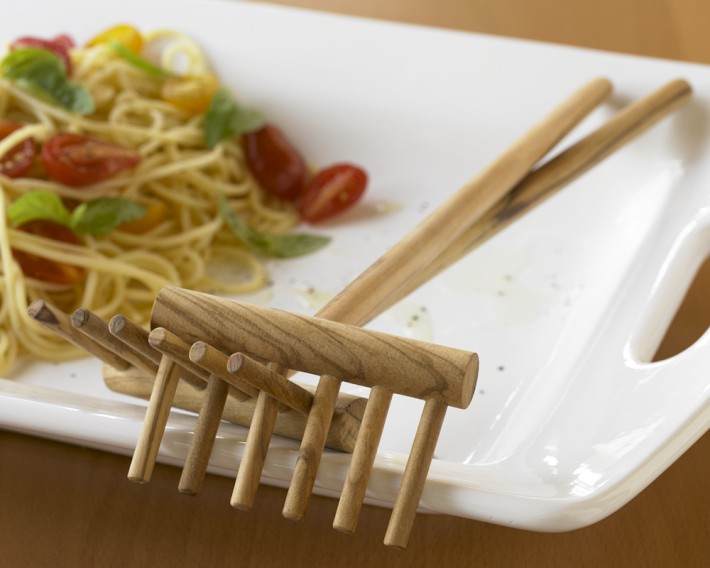 Wood Pasta Rake