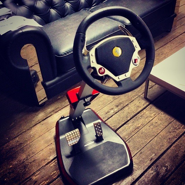 Thrustmaster Ferrari Wireless Gt F430 Scuderia Edition Cockpit