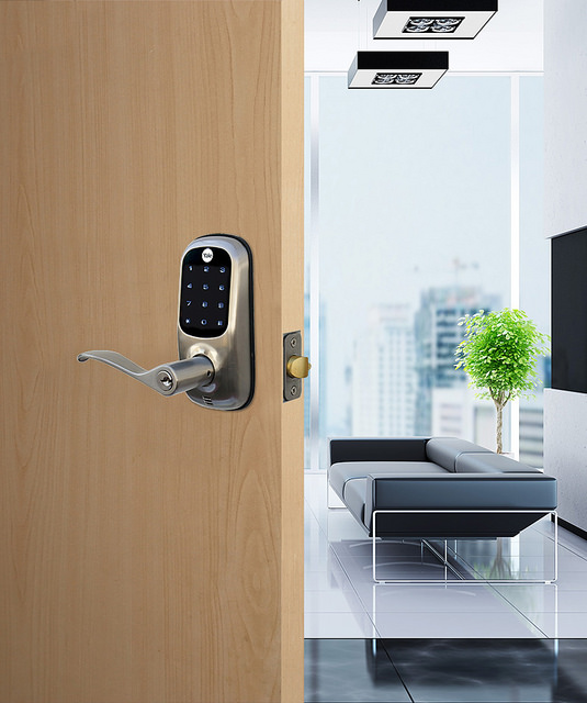 Yale Touchscreen Lever Door Lock