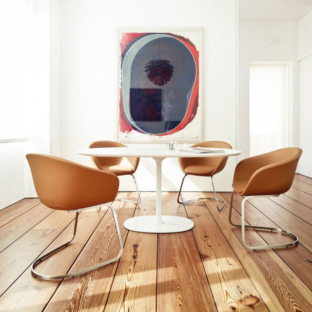 Dizzie Dining Table by Arper