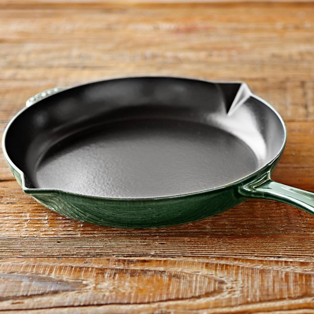 Staub Cast-Iron Fry Pan