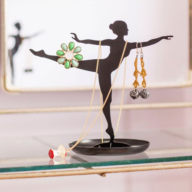 Ballerina Jewelry Stand by Kikkerland