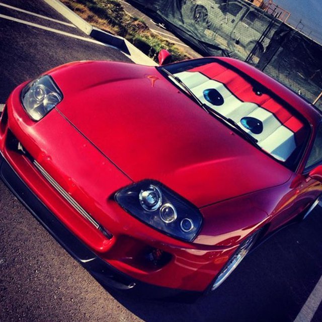 Cars Lightning McQueen Windshield Shade