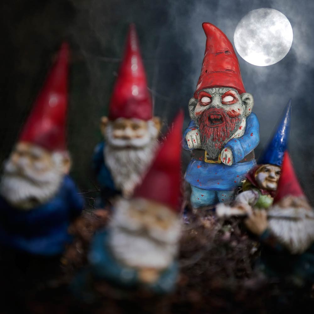 Glow In Dark Zombie Crawler Gnome