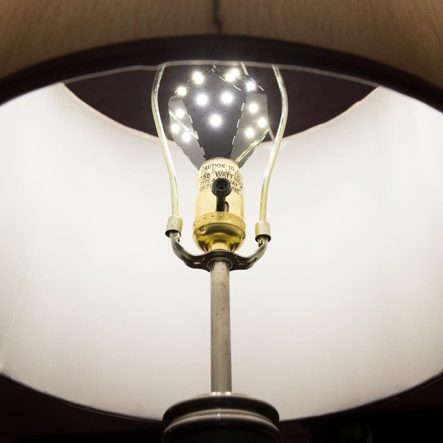 Omni-Directional LED Light Bulb by NanoLeaf