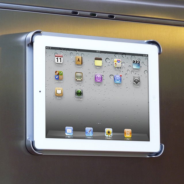 FridgePad Magnetic iPad Mount