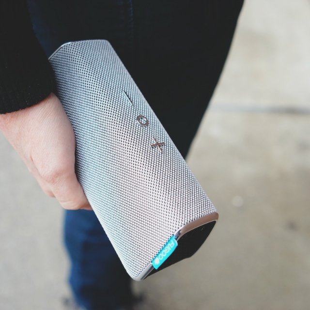 Fugoo Style Wireless Speaker Clutch