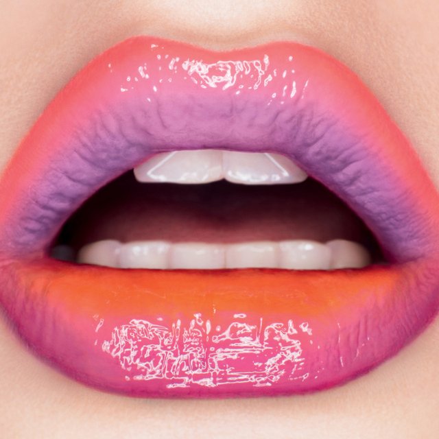 Patentpolish Lip Pencil by M·A·C