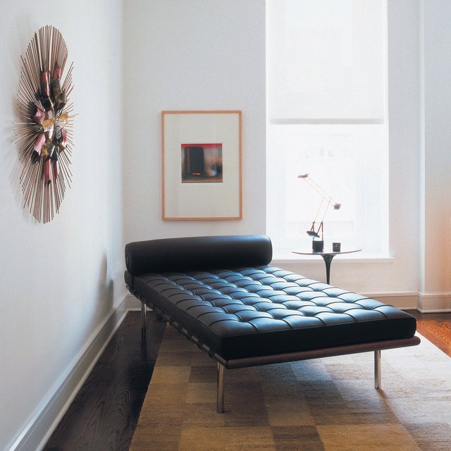 Knoll Barcelona Day Bed