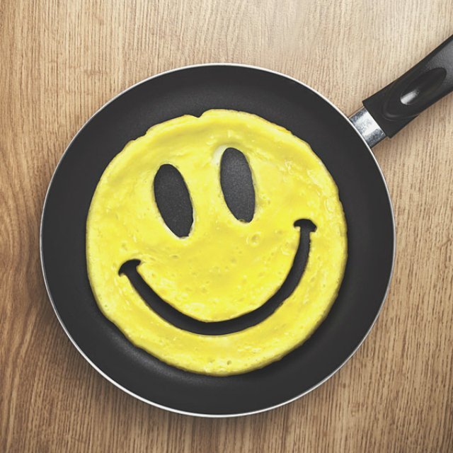 Crack a Smile Breakfast Mold by Fred & Friends