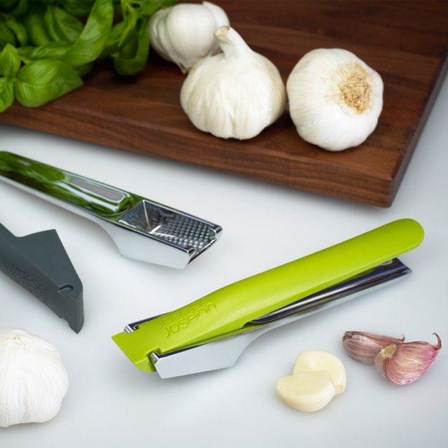 Easy-Press Garlic Press