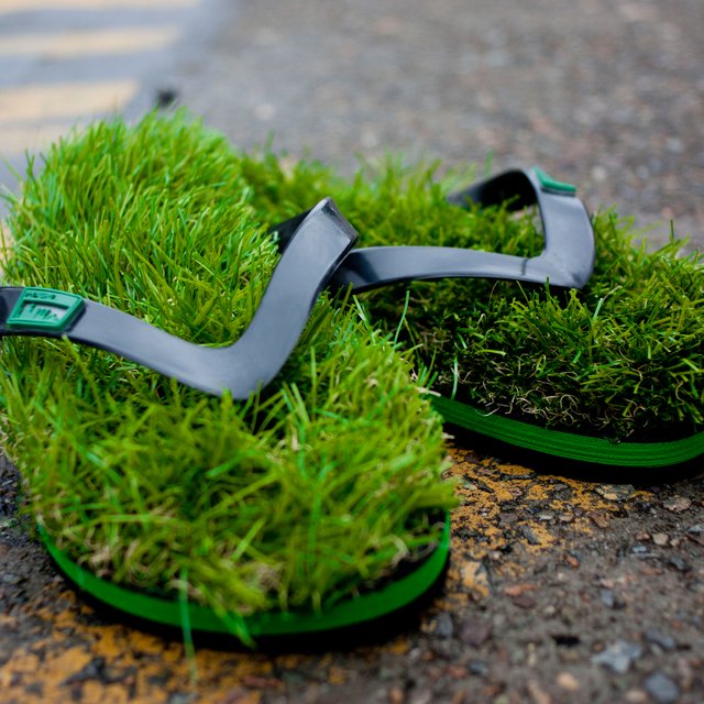 Kusa Grass Flip Flops