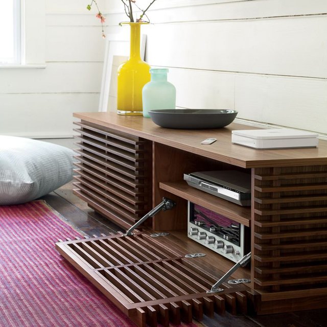 Line Media Console