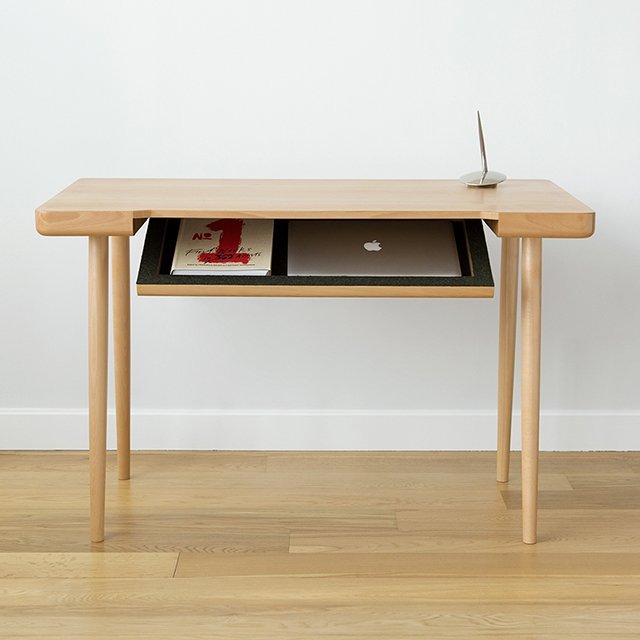 Wynd Writing Desk by Piet Houtenbos