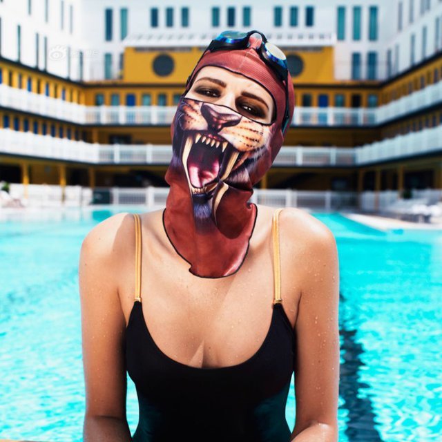 Saber Tooth UV Mask