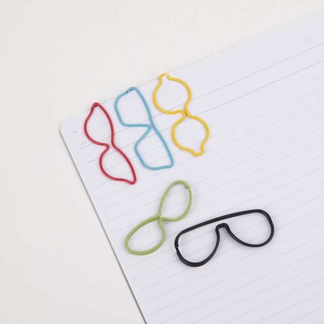 Specs Paper Clip by Umbra