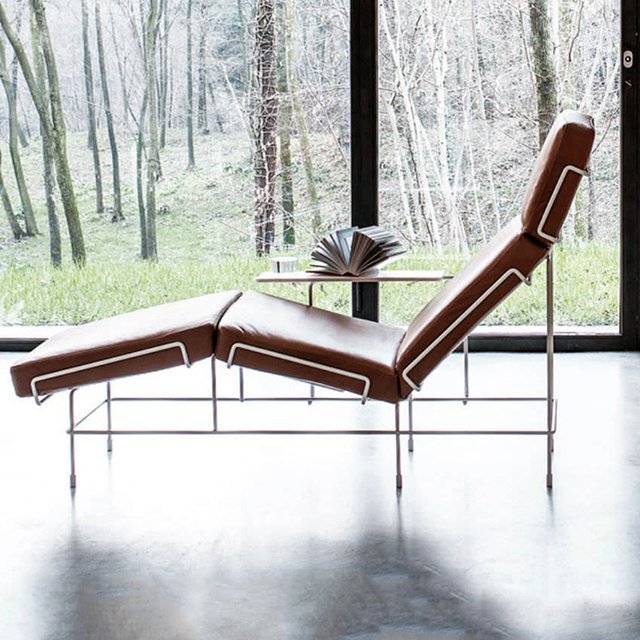Traffic Chaise Lounger by Konstantin Grcic