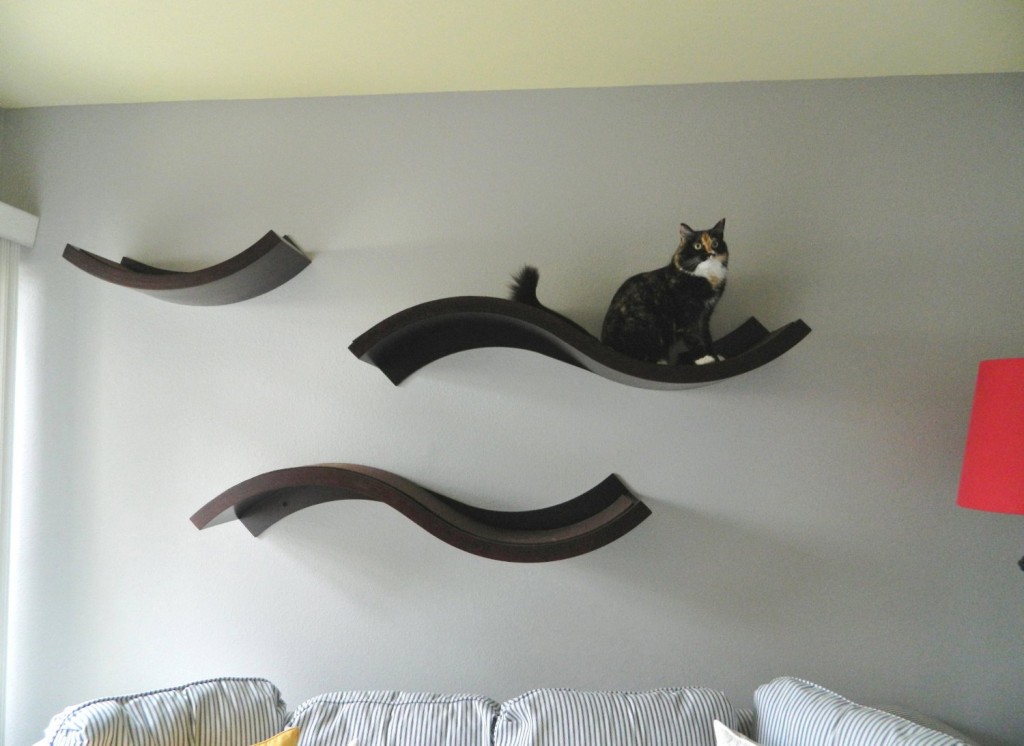 Curve Wall Mounted Pet Bed