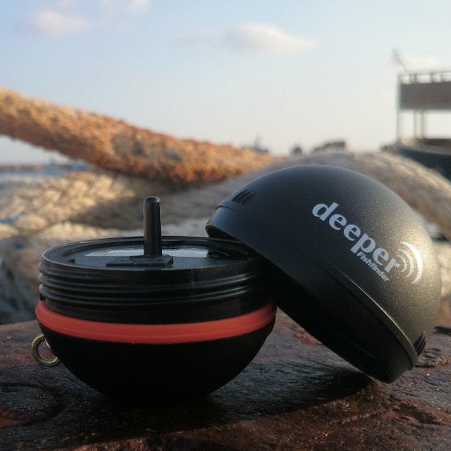 Deeper Smart Fishfinder for iOS and Android devices