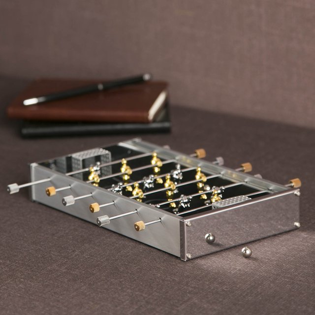 Desktop Foosball