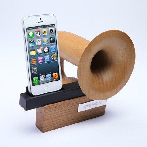 Handcrafted Passive iPhone Speaker Dock